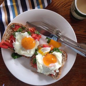 Pourquoi ne pas tester le petit déjeuner salé, recommandé dans le régime anti diabète ? © Simon Tracey