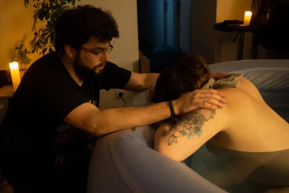 Récit d'accouchement à domicile sur Naturelle Maman : le témoignage d'Alexie