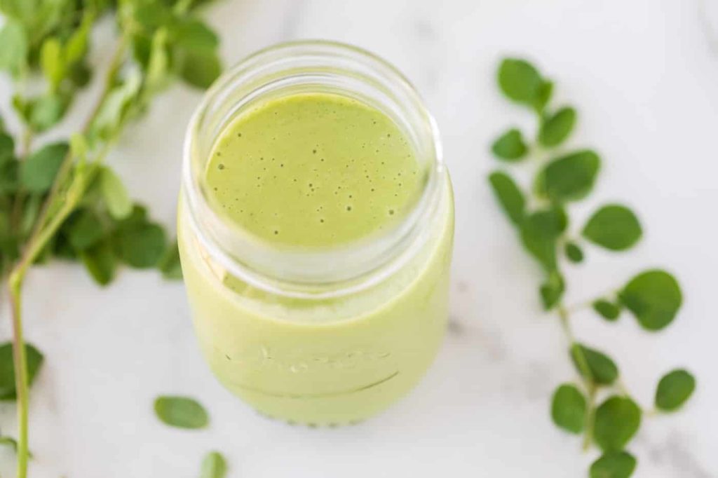 Les feuilles de moringa : un trésor de santé pour les femmes enceintes sur Naturelle maman