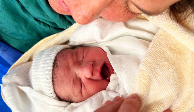 Elodie raconte a césarienne en urgence très bien vécue grâce au programme Naissance douce sur Naturelle Maman