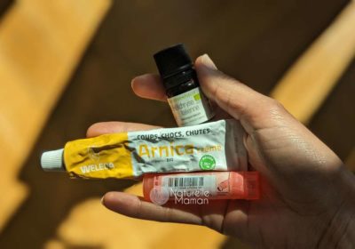 Les 3 meilleurs remèdes naturels pour soigner les bosses et les bleus des enfants - Naturelle Maman