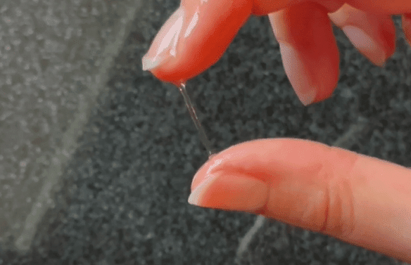Observation de la glaire cervicale pour améliorer sa fertilité - Naturelle Maman