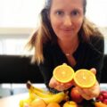 Selon une étude publiée dans Human Reproduction, les femmes consommant au moins trois fruits par jour conçoivent plus rapidement et réduisent leur risque d’infertilité.