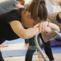 Quels exercices pratiquer au quotidien pour vivre une grossesse en pleine forme et un accouchement plus facile ? Les conseils de Naturelle Maman