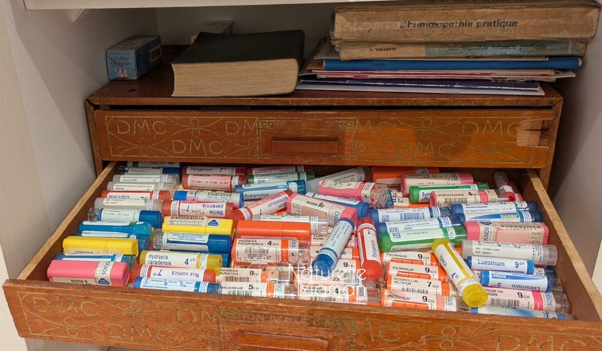 Granules conseillées par les médecins-homéopathes en cas d’énurésie chez l’enfant - Photo de Naturelle Maman