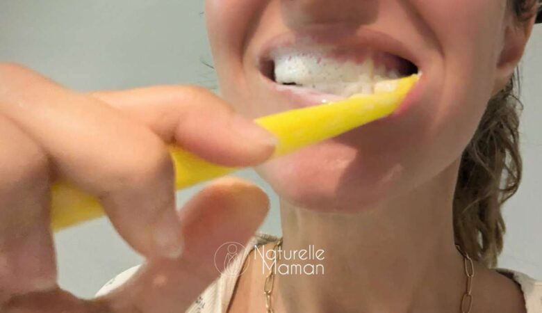 Soin des dents pendant la grossesse : conseils et remèdes dans cet article de Naturelle Maman